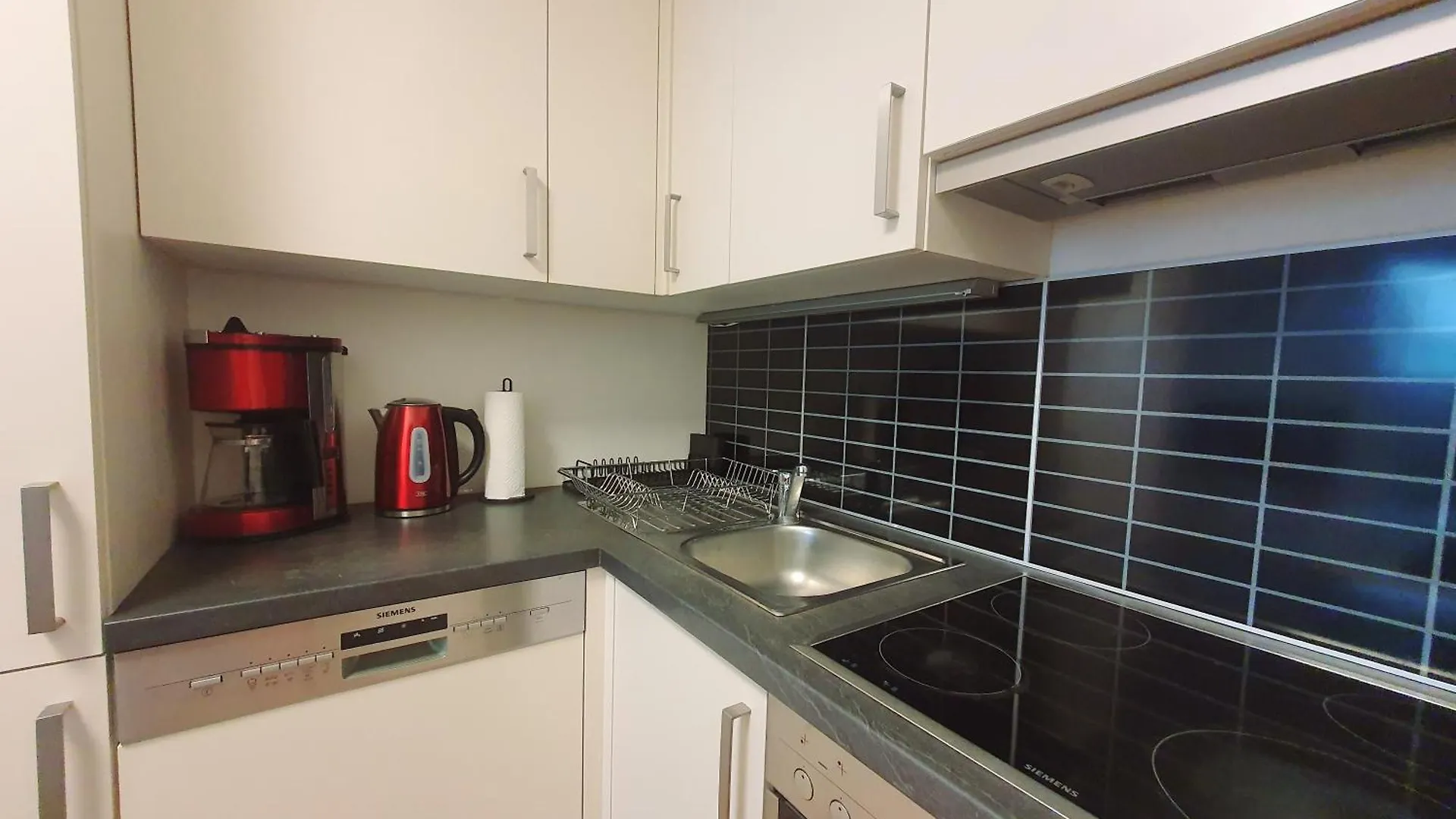 Near Lake One Bedroom Adorable Apartment Vienna Austria
